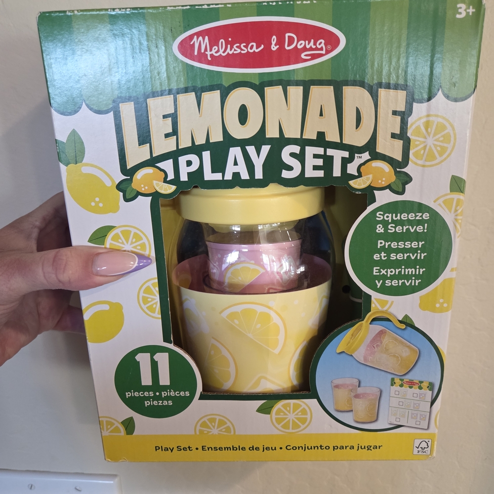 Melissa & Doug Lemonade Play Set - Yellow and Pink